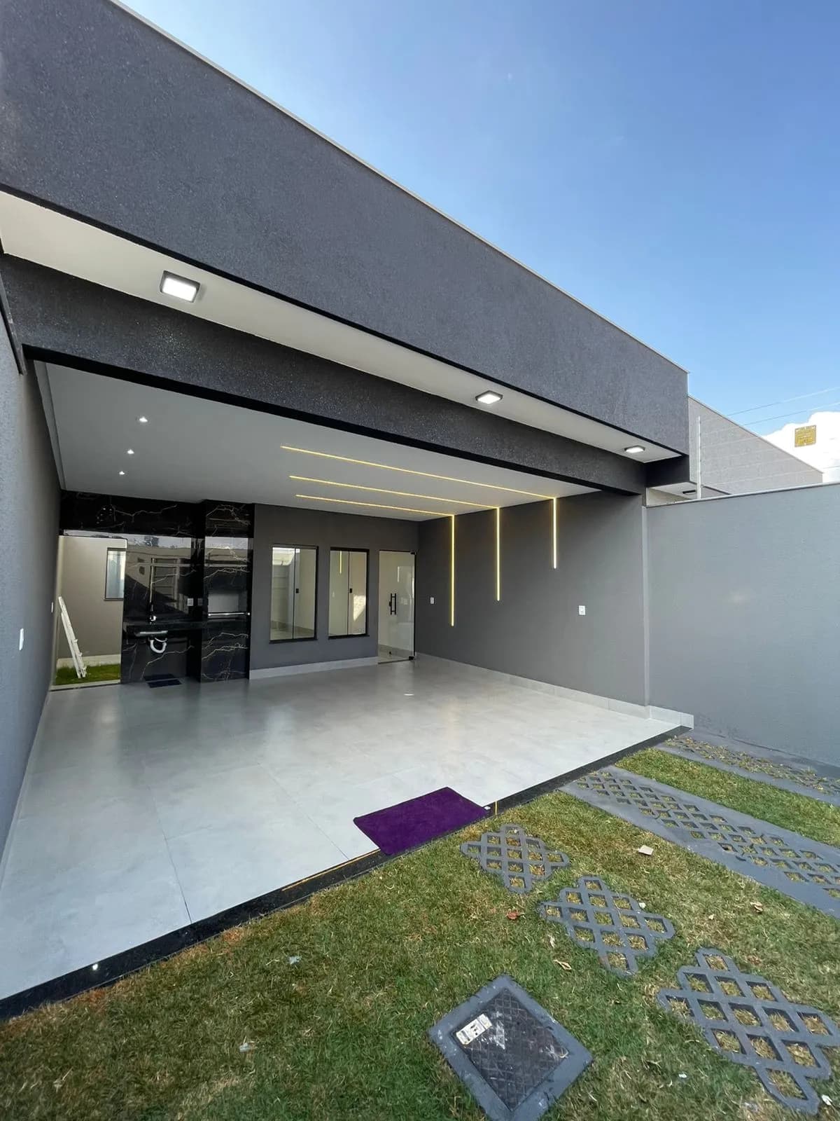 CASA 3 QUARTOS COM SUITE NA JAIARA — foto 1